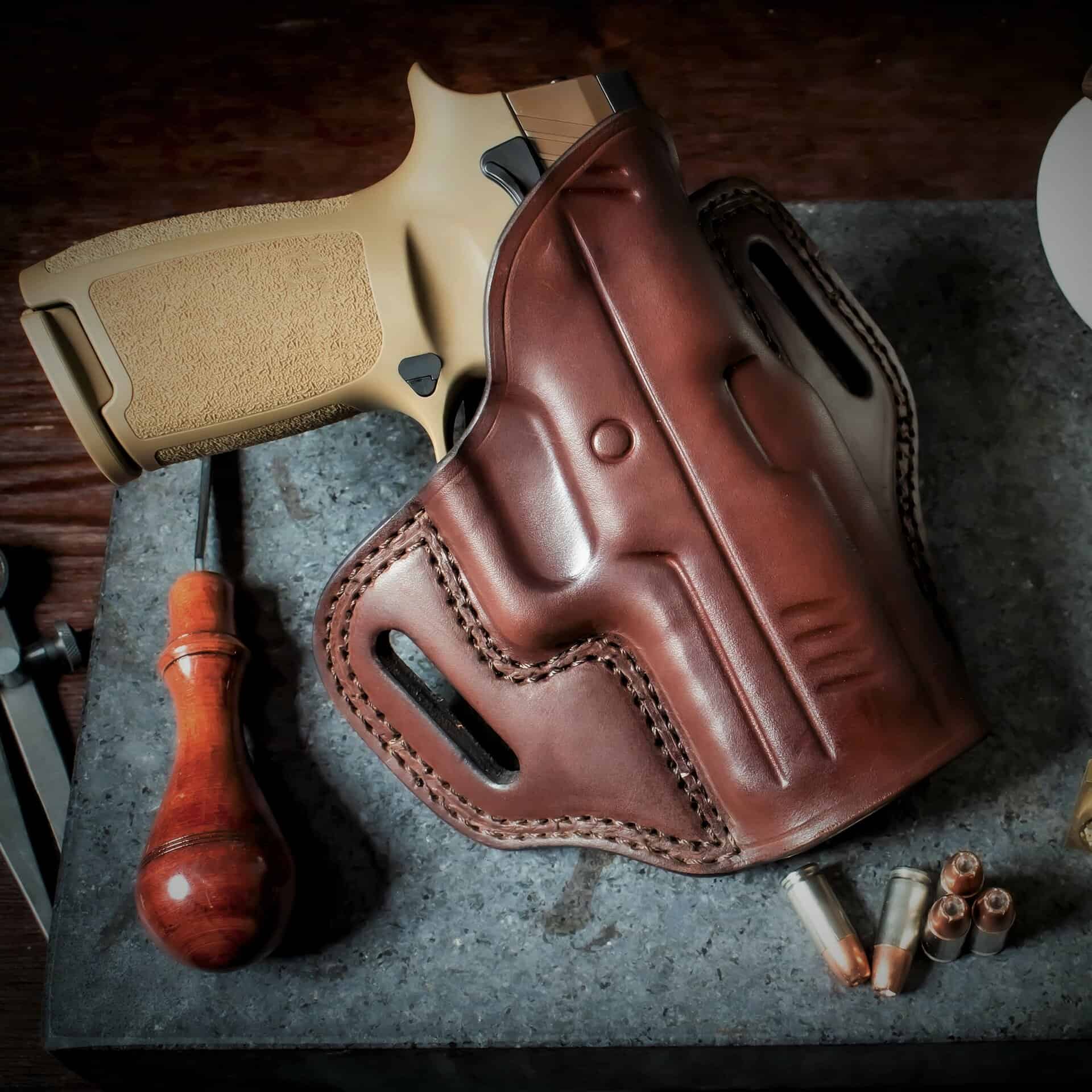 Sig p320 Leather Holster  Ships in 7-10 Business Days