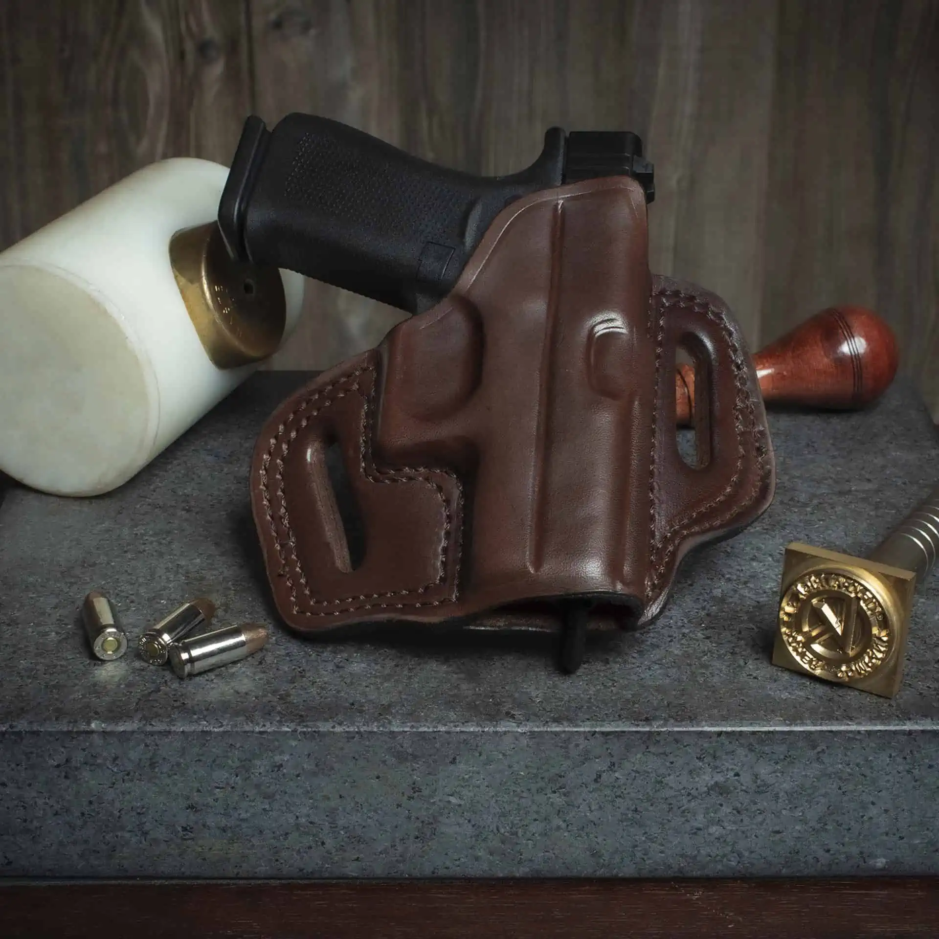 Quickship Glock 19 OWB Leather Holster - Texas Strong Side