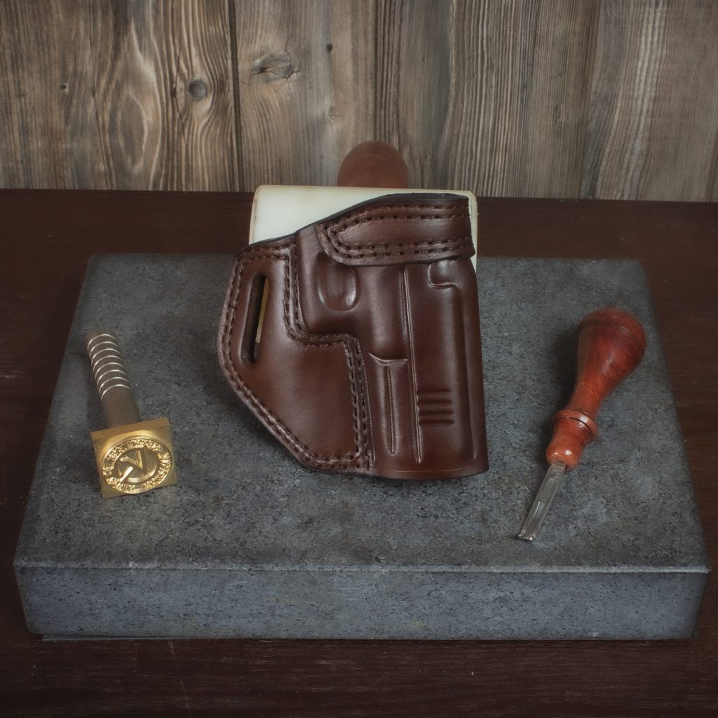 Quickship Glock 17 OWB Texas Cross Draw Leather Holster