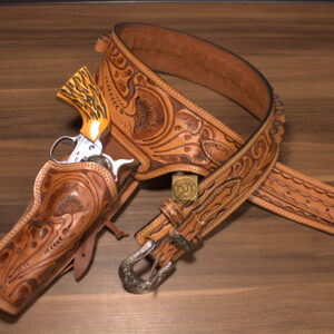 1914 - Laredoan Single Rig - Colt Single Action Army  - Tan Show Sample with 3-Piece Buckle