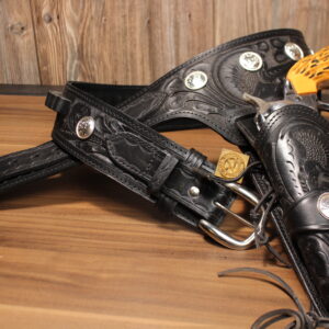 1914 - Laredoan Single Rig - Colt Single Action Army  - Left Handed Black Show Sample with Conchos