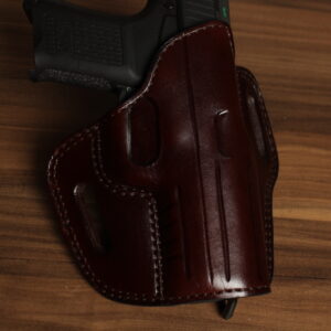 OVERSTOCK - Model 2010 Undercover OWB holster for HK45, Brown, RH, Smooth leather lined