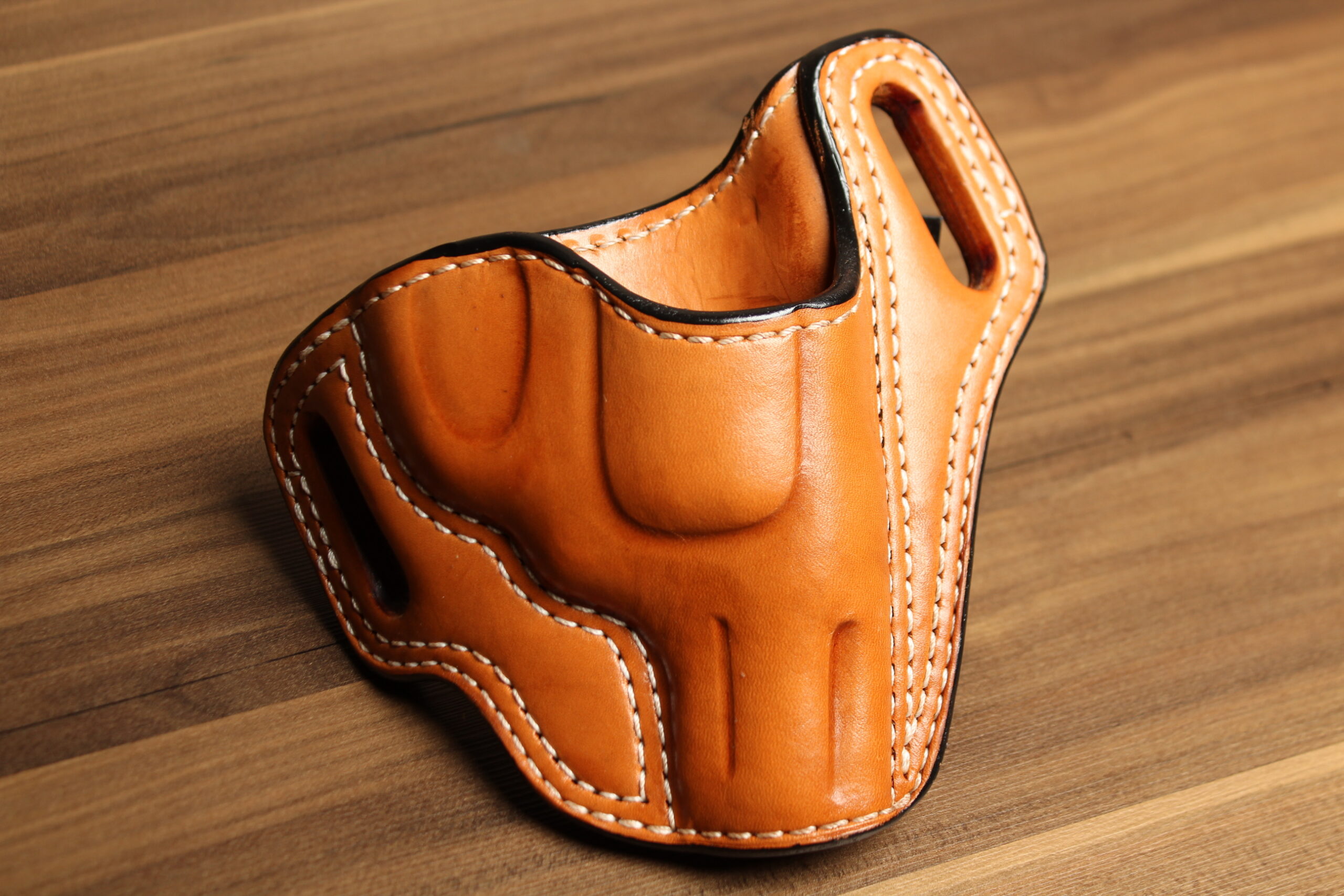 OVERSTOCK - Model 2020 Revolver holster for 2" Colt Cobra/King Cobra, Tan, RH, Smooth leather lined