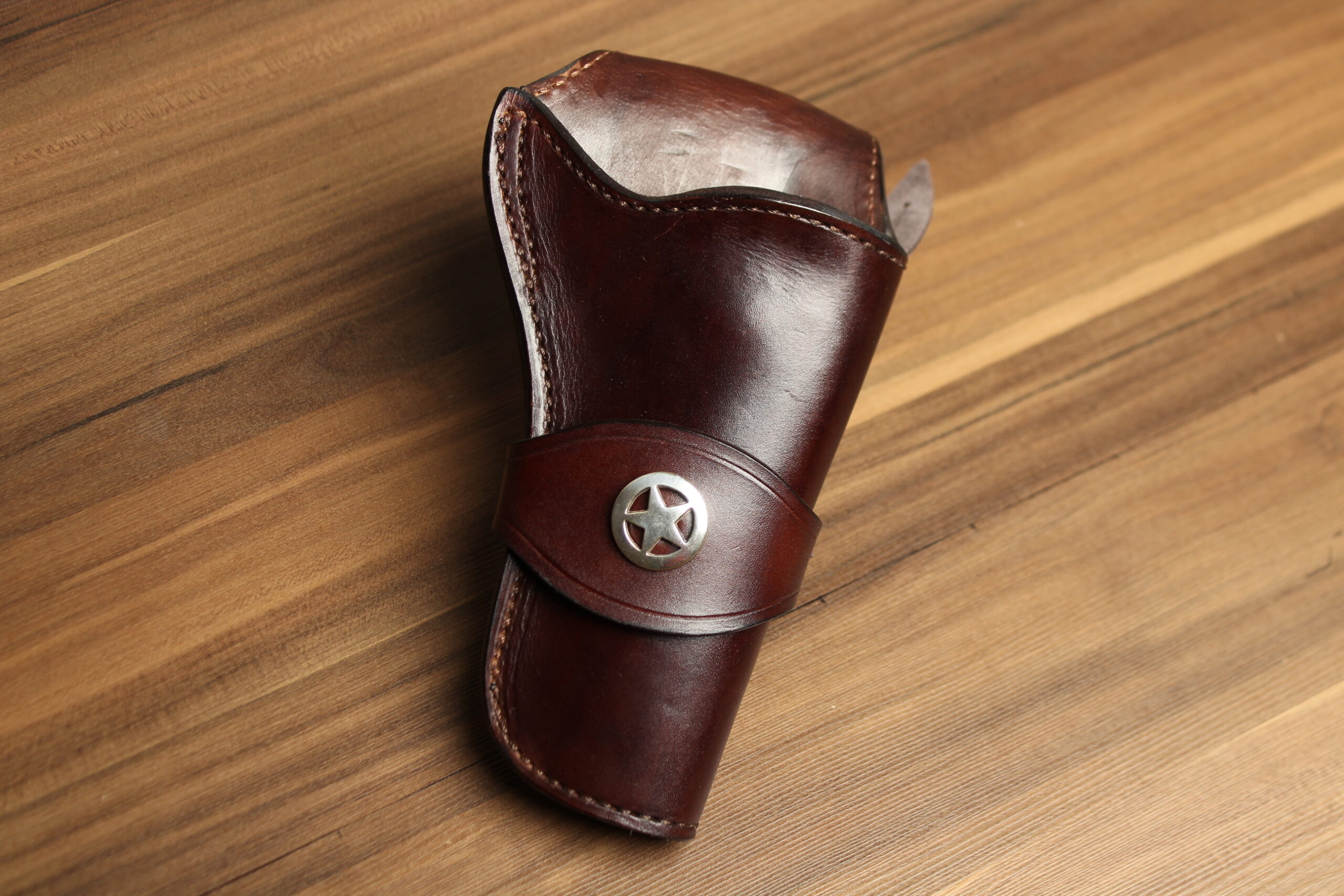 OVERSTOCK - Model 1920 Big Jake holster only for 4.75" Ruger Vaquero/Blackhawk, Brown, RH, Star concho addition