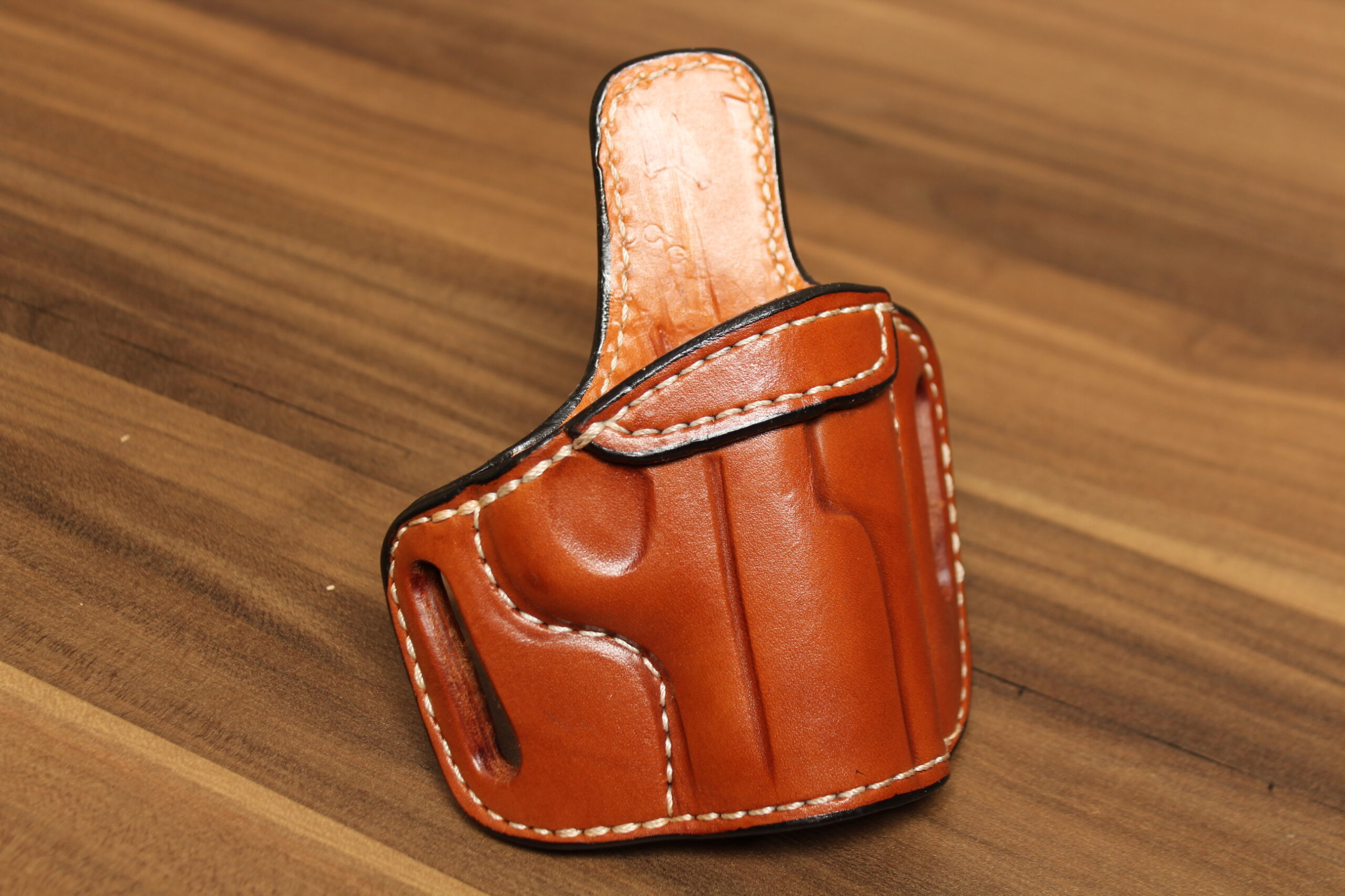 OVERSTOCK - Model 2145 Compact Undercover OWB holster for Kimber Micro 9, Saddle tan, RH, Smooth leather lined
