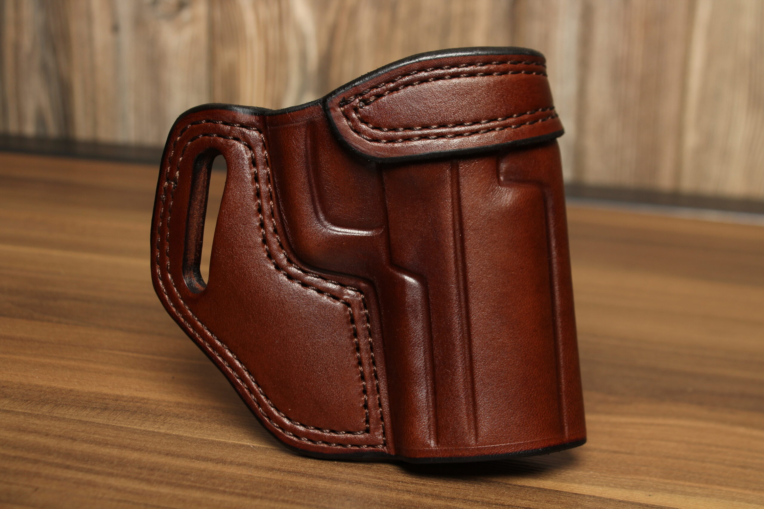 OVERSTOCK - Model TCD Cross draw OWB holster for H&K P30, Brown, RH