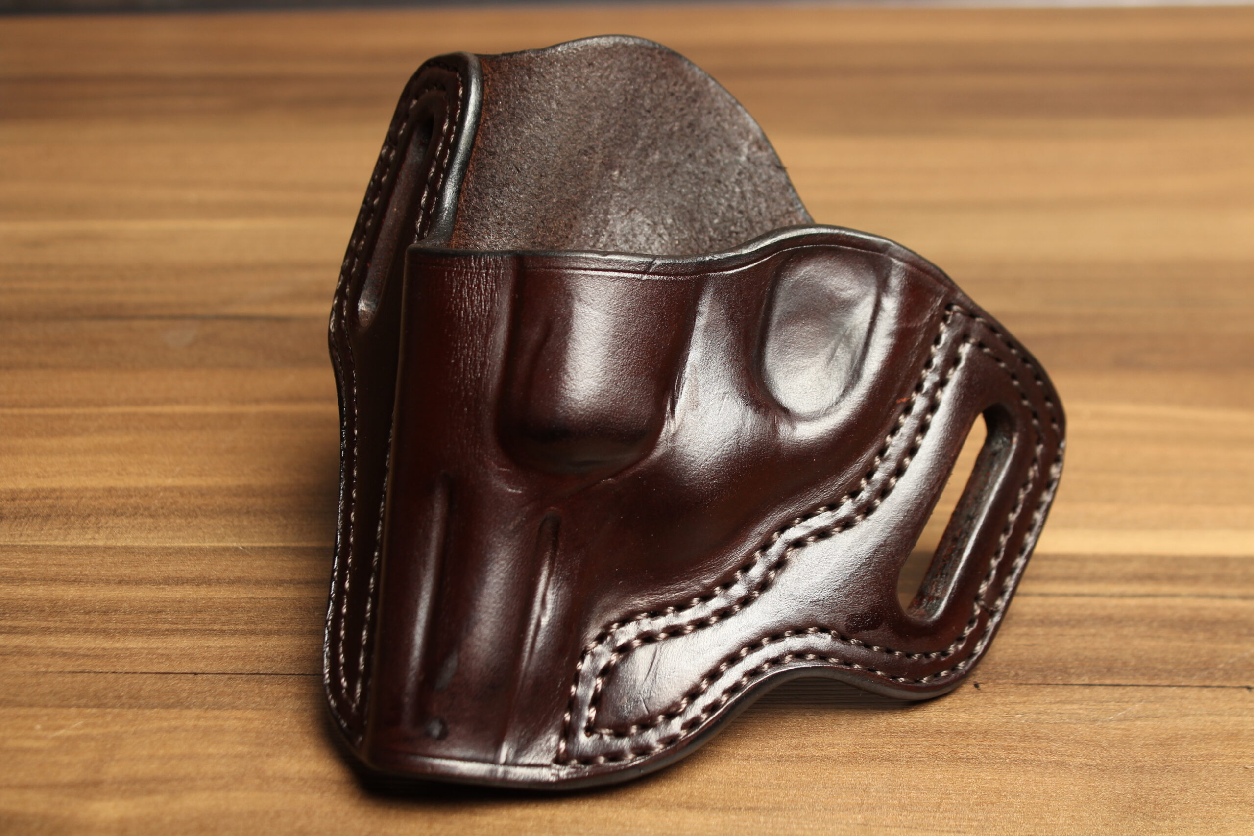 OVERSTOCK - Model 2020 Revolver OWB holster for 2" Taurus Small Frame revolvers, Brown, LH