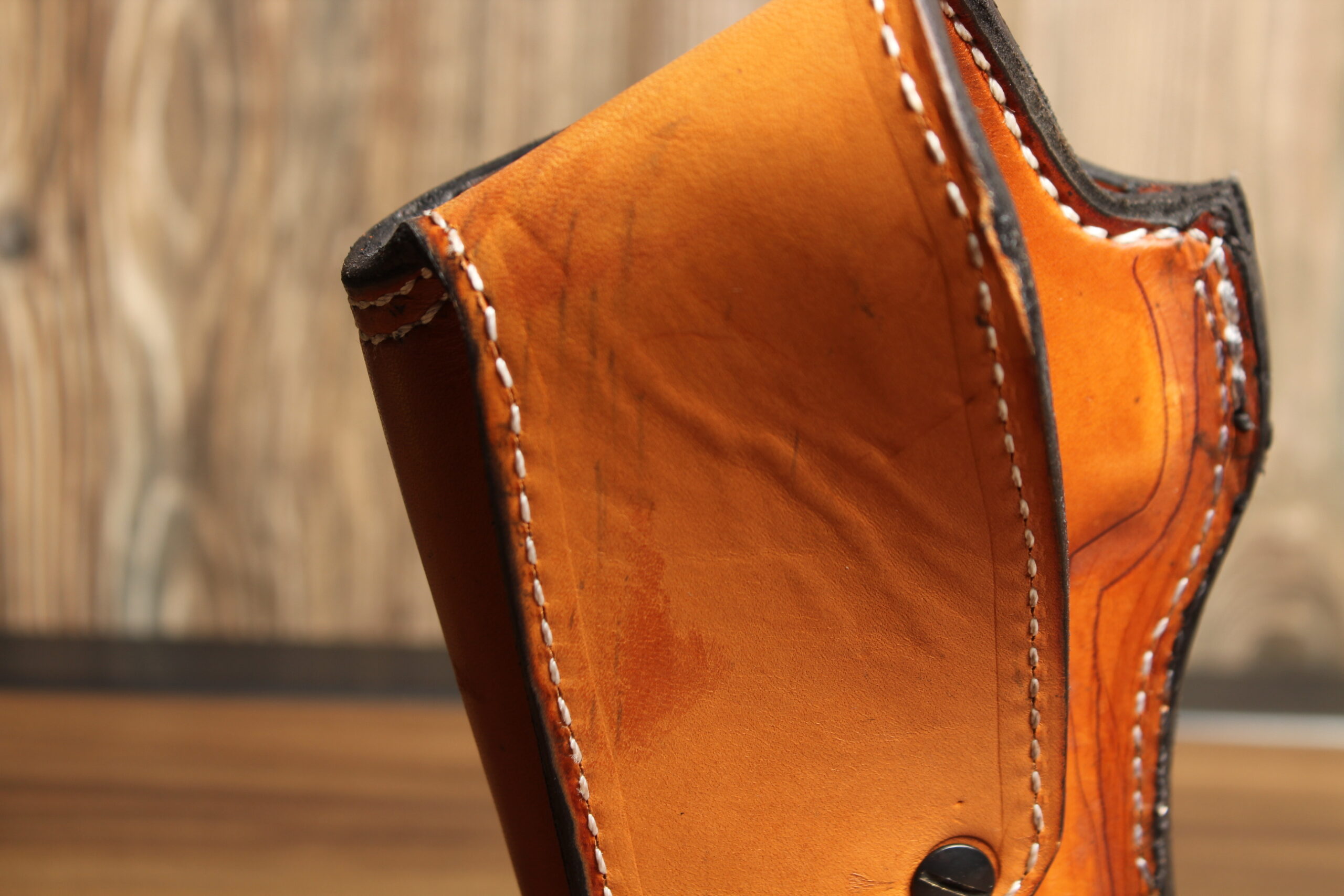OVERSTOCK - Model IDJ holster for 6.5" Desert Eagle, Saddle tan, RH, Hand tooled finish, Blem/marked